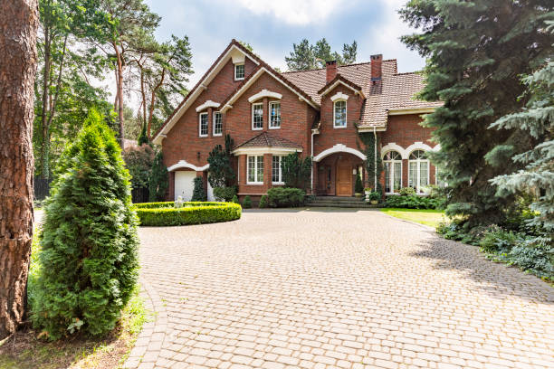 Best Interlocking Driveway Pavers  in Kenbridge, VA